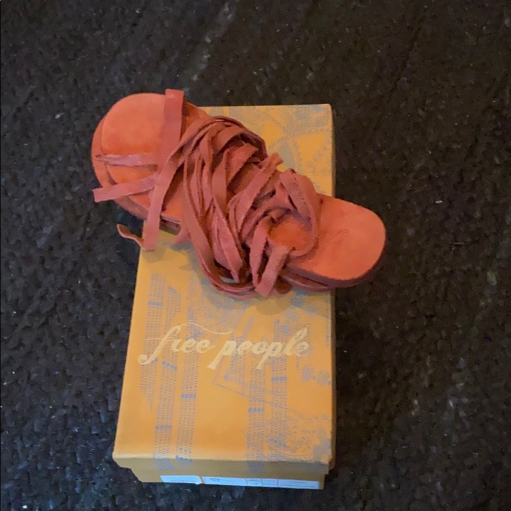 Sandle